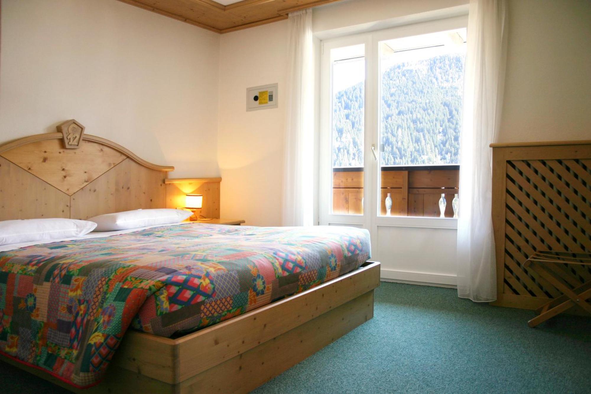 Hotel Cima Dodici Виго-ди-Фасса Экстерьер фото