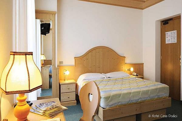 Hotel Cima Dodici Виго-ди-Фасса Экстерьер фото